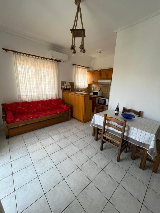 Koulouras Holiday Apartments Nikolaíika Esterno foto